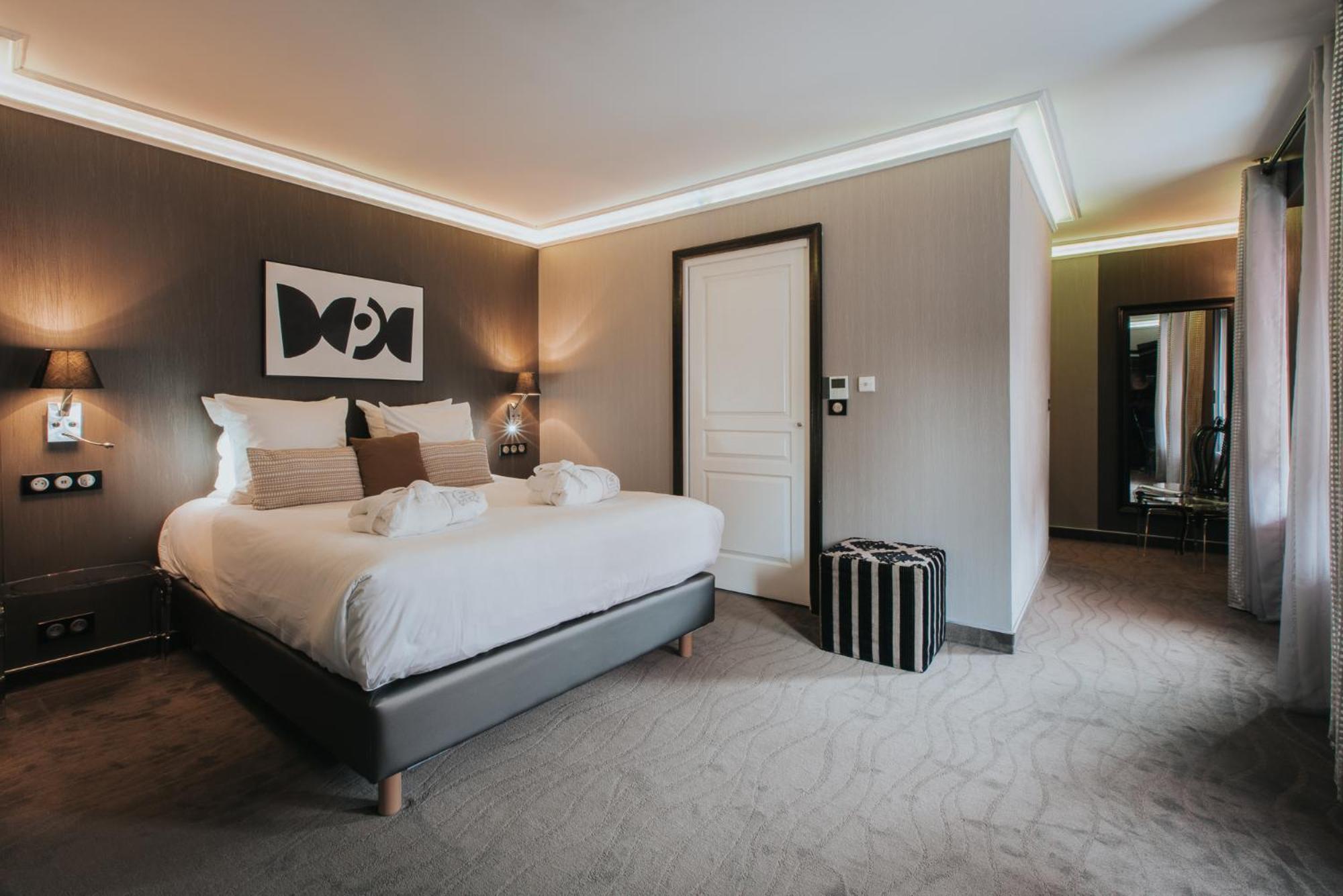 Hotel Henry II Beaune Centre Екстериор снимка